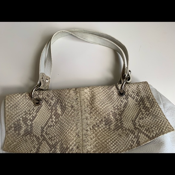Innue Italian leather white snakeskin tote bag - Picture 2 of 16